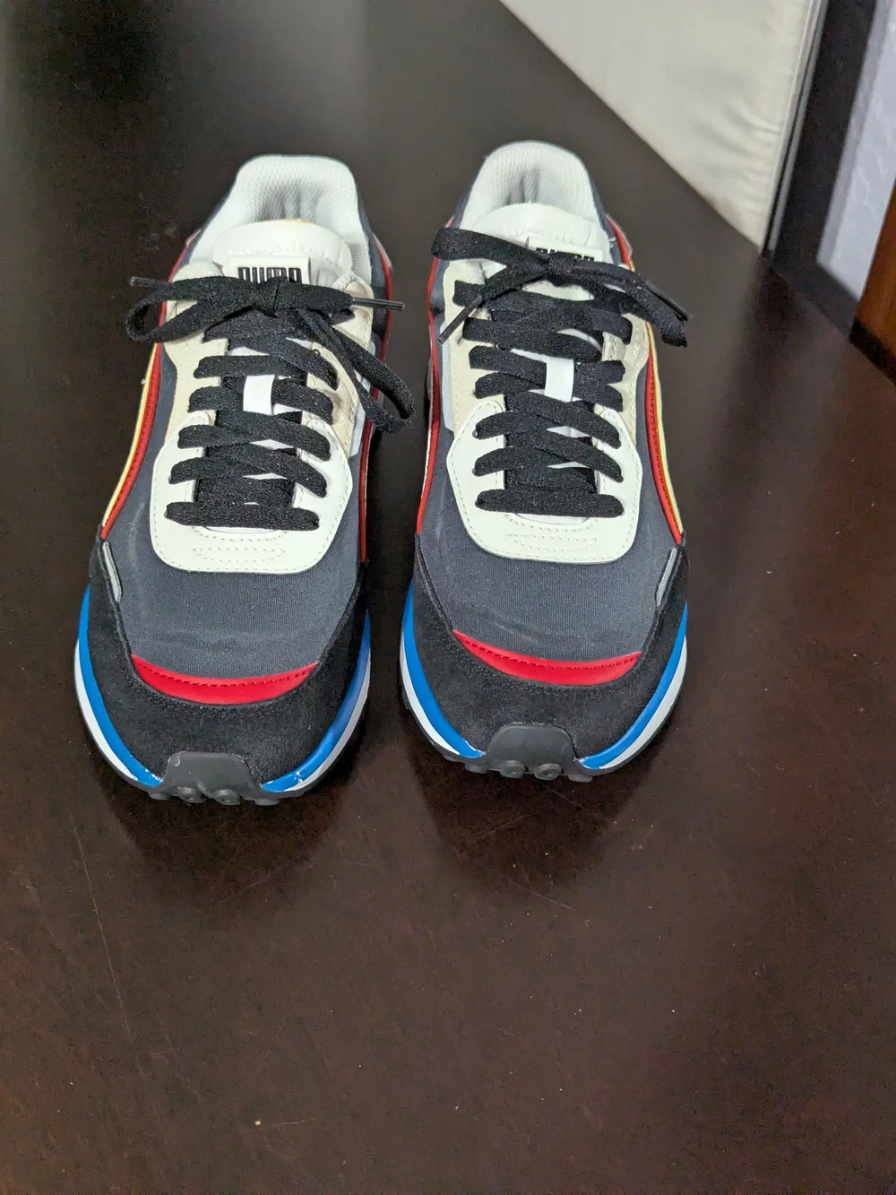 Puma Multicolor Low-Top Athletic Sneakers - Black/Gray/White/Red